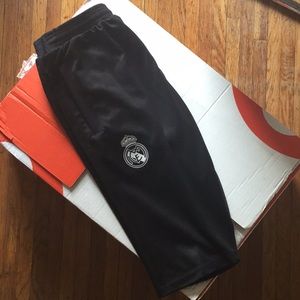 Real Madrid 3/4 training pant